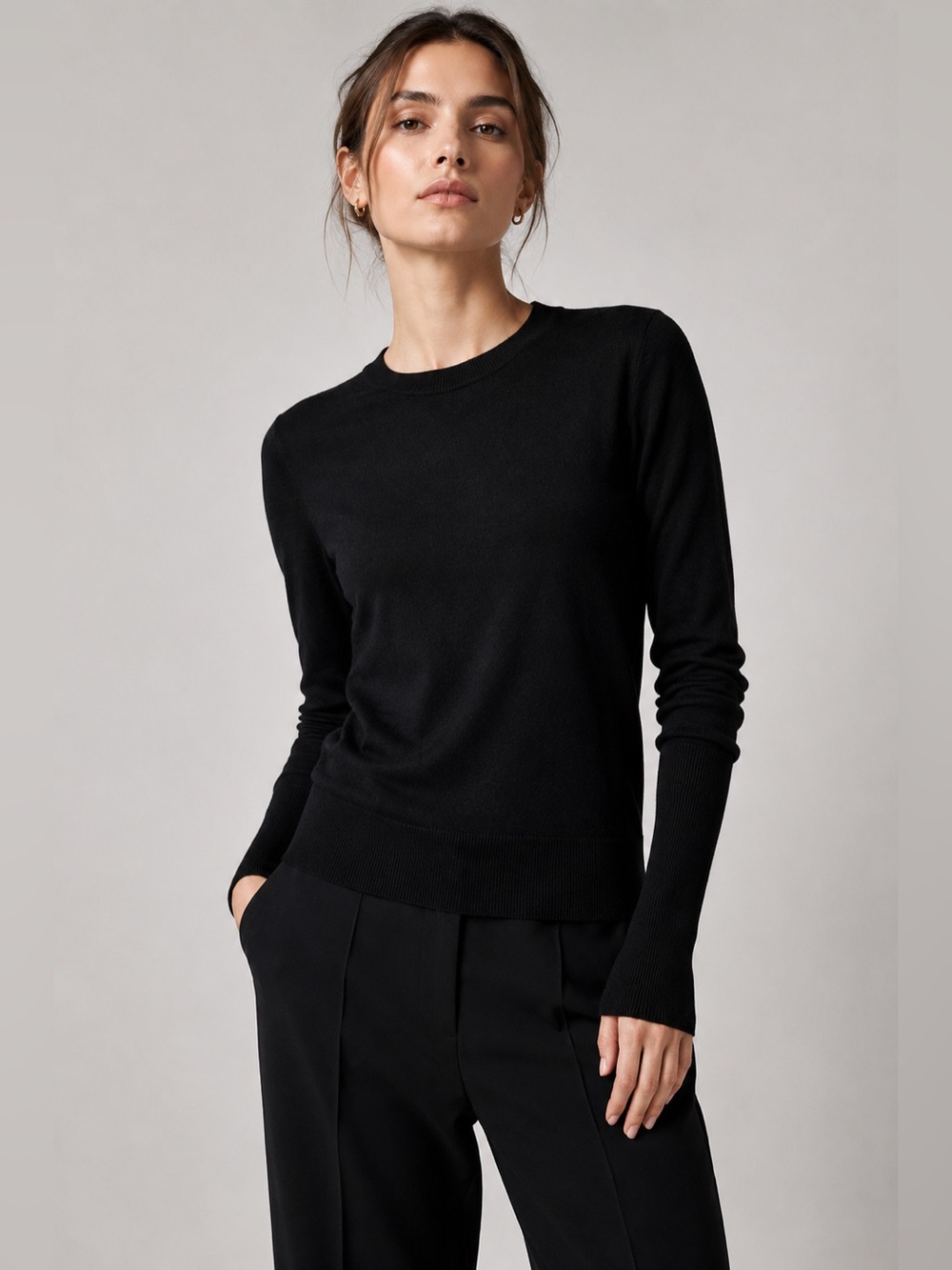 Theory Black 100% Wool Fine Knit Crew Neck Sweater Size M